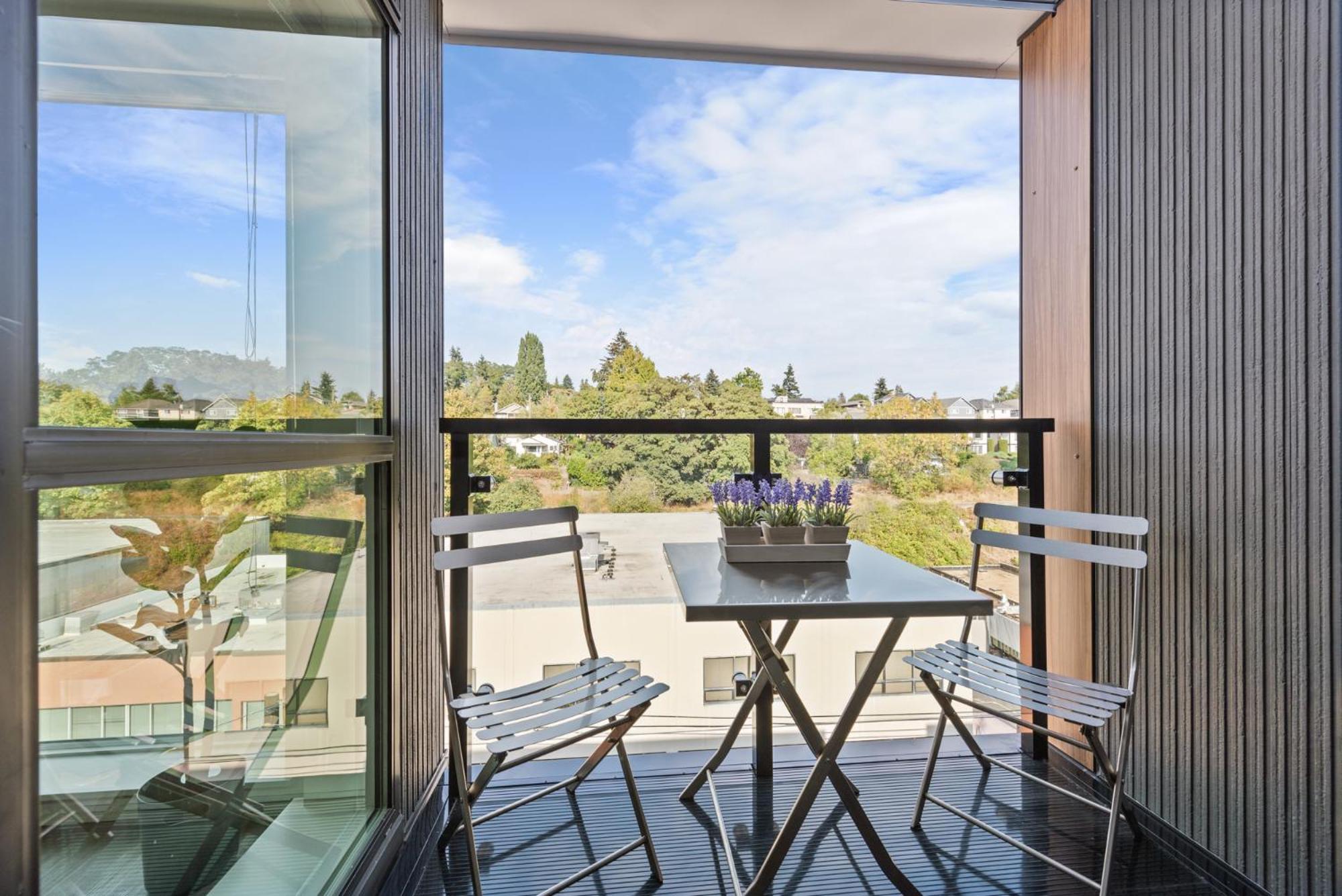 U Place Urban Apartments By Sweetome Seattle Exterior photo